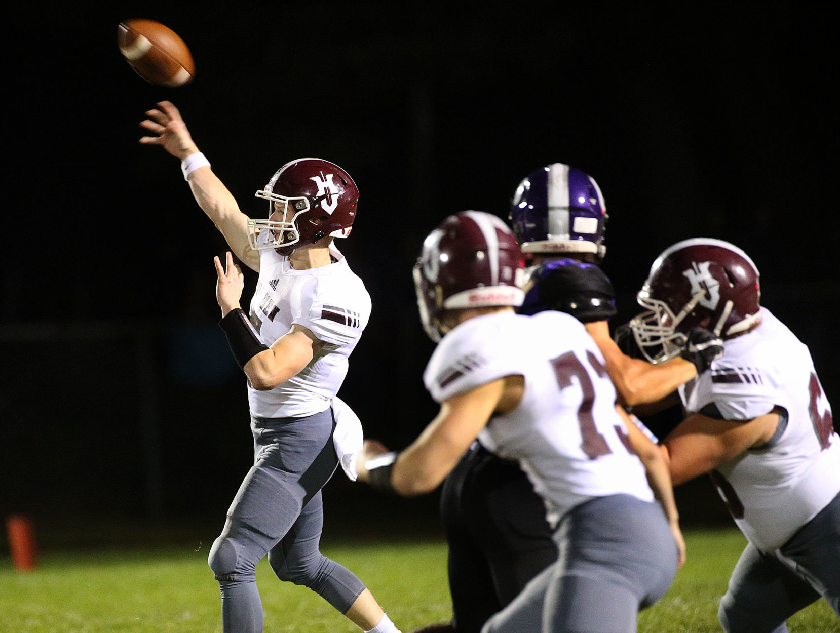 October 18: Holmen vs. Onalaska